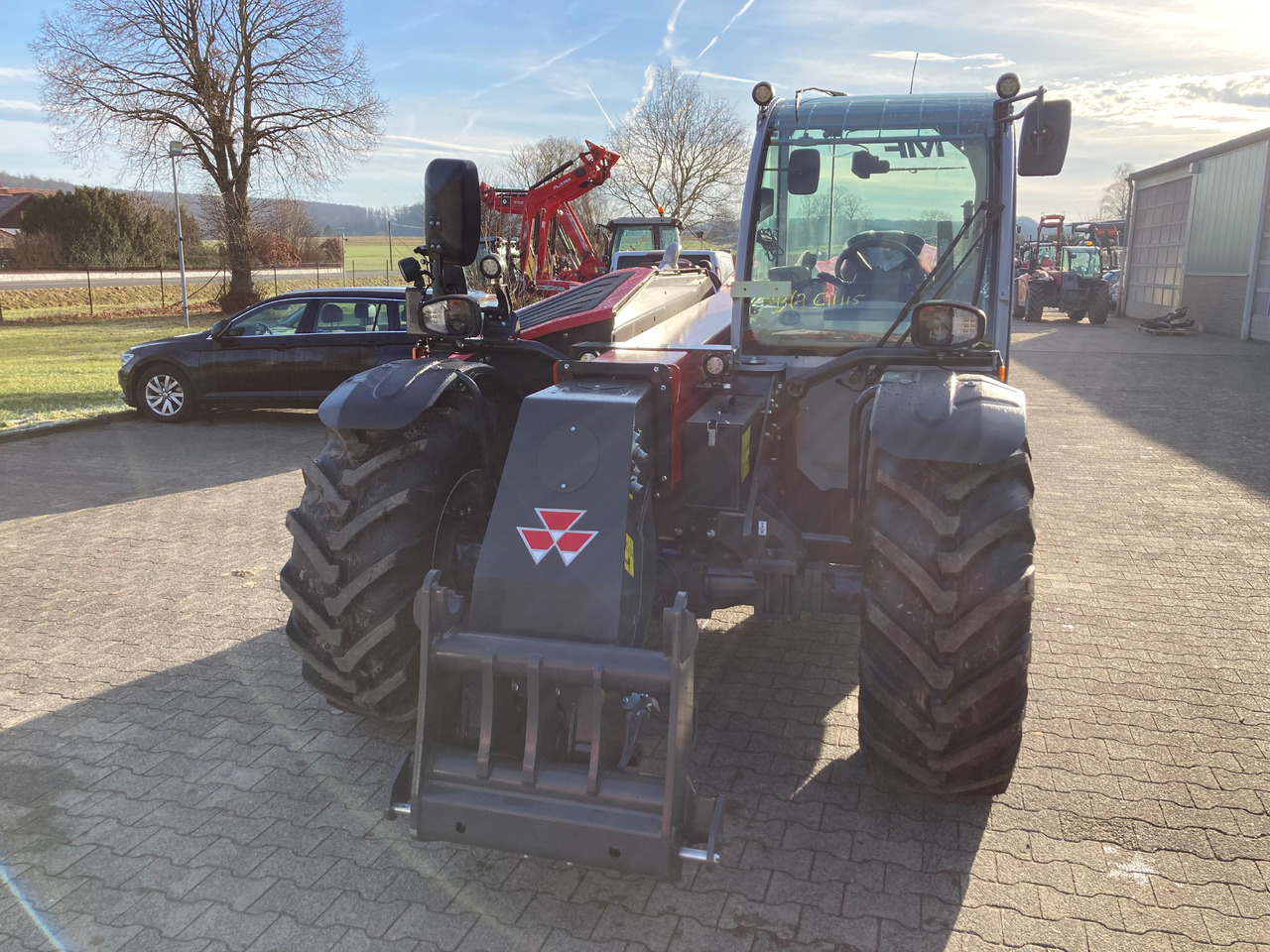 New Telescopic handler Massey Ferguson TH.7038 Standard Stage 5 Exclu: picture 8