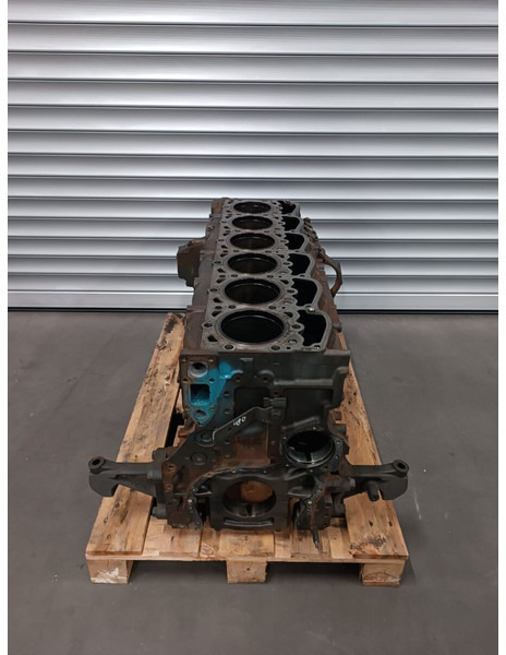 DAF 106 460hp 510hp EURO 6 2014 -> - Crankcase for Truck: picture 1 DAF 106 460hp 510hp EURO 6 2014 -> - Crankcase for Truck: picture 1