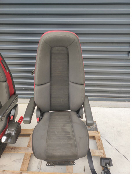 Volvo FH4 - FH13 FH16 - Seat for Truck: picture 3 Volvo FH4 - FH13 FH16 - Seat for Truck: picture 3