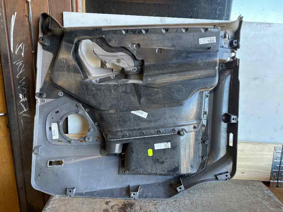 DAF DOOR PANEL 2108985 - Cab and interior for Truck: picture 2 DAF DOOR PANEL 2108985 - Cab and interior for Truck: picture 2