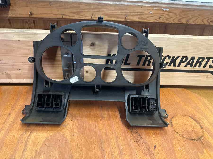 DAF ICL CABINET PANEL 1352594 - Cab and interior for Truck: picture 2 DAF ICL CABINET PANEL 1352594 - Cab and interior for Truck: picture 2