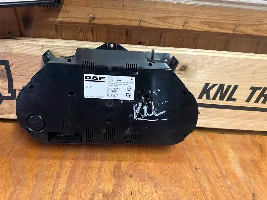 DAF INSTRUMENT ICL 1743496 - Cab and interior for Truck: picture 2 DAF INSTRUMENT ICL 1743496 - Cab and interior for Truck: picture 2