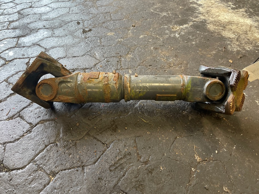IVECO PROPSHAFT 41201728 - Propeller shaft for Truck: picture 1 IVECO PROPSHAFT 41201728 - Propeller shaft for Truck: picture 1