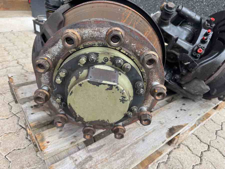 MAN FRONT HUBS 81.36030-0005 + 81.36035-6009 - Wheel hub for Truck: picture 1 MAN FRONT HUBS 81.36030-0005 + 81.36035-6009 - Wheel hub for Truck: picture 1