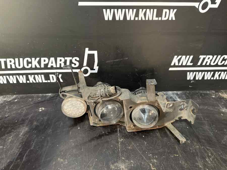 SCANIA RIGHT LAMP 2432094 + 2432093 - Lights/ Lighting for Truck: picture 1 SCANIA RIGHT LAMP 2432094 + 2432093 - Lights/ Lighting for Truck: picture 1