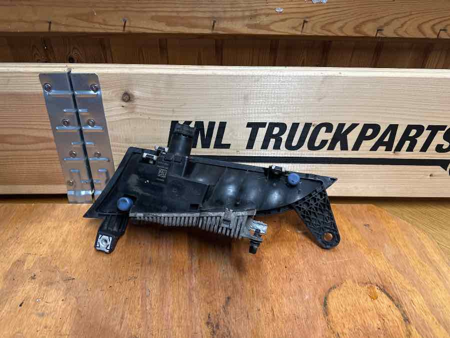 SCANIA SPOTLAMP 2659164 - Lights/ Lighting for Truck: picture 2 SCANIA SPOTLAMP 2659164 - Lights/ Lighting for Truck: picture 2