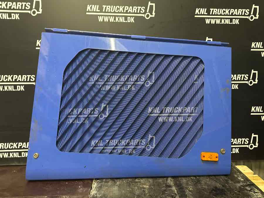 VOLVO BUS COOLER DOOR 21702777 - Body and exterior for Bus: picture 1 VOLVO BUS COOLER DOOR 21702777 - Body and exterior for Bus: picture 1