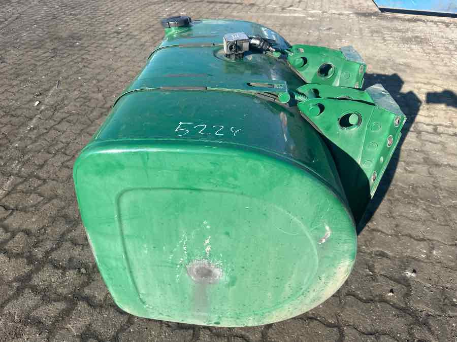 VOLVO DIESEL TANK 21516447 - Fuel processing/ Fuel delivery for Truck: picture 1 VOLVO DIESEL TANK 21516447 - Fuel processing/ Fuel delivery for Truck: picture 1