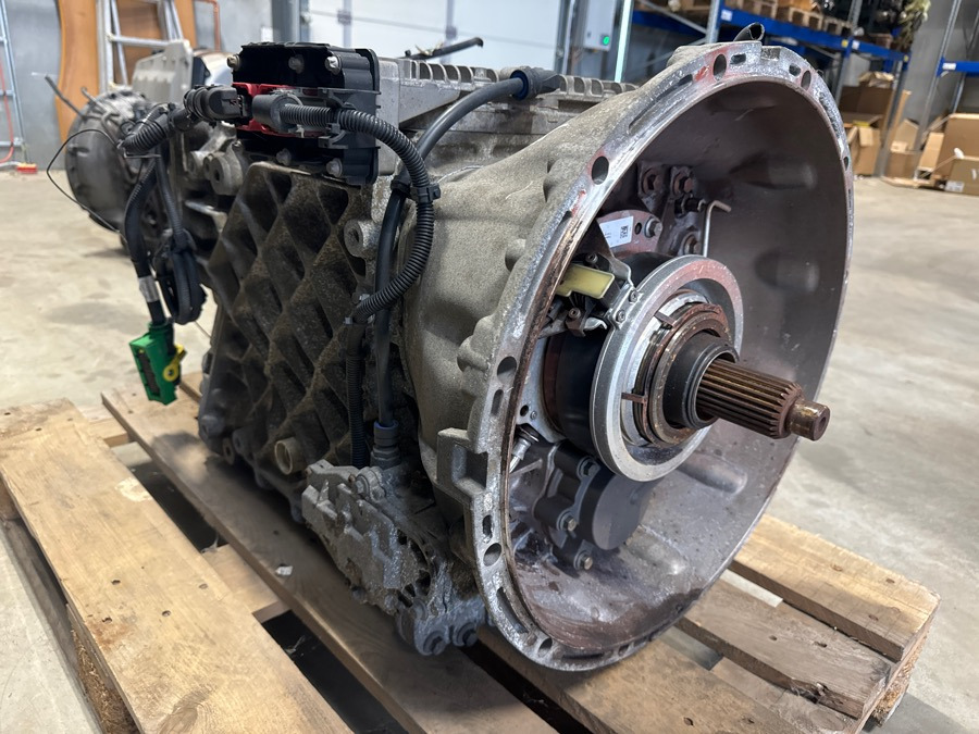 VOLVO GEARBOX AT2412F // 60150786 - Gearbox for Truck: picture 3 VOLVO GEARBOX AT2412F // 60150786 - Gearbox for Truck: picture 3