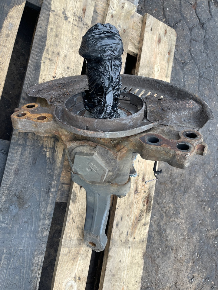 VOLVO STEERING KNUCKLE 22848431 - Steering knuckle: picture 1 VOLVO STEERING KNUCKLE 22848431 - Steering knuckle: picture 1