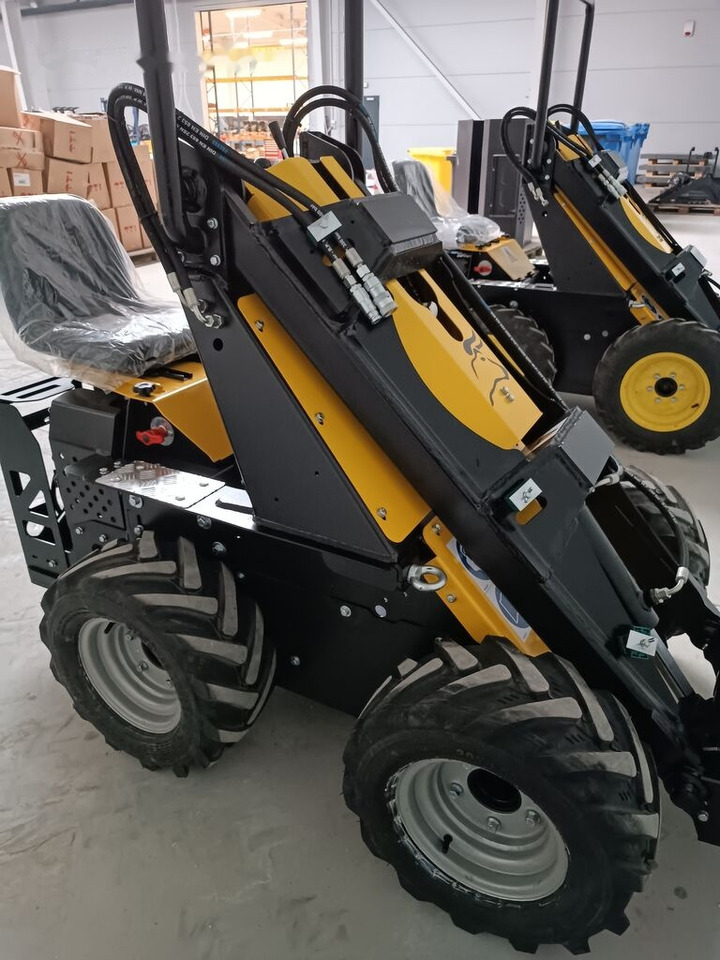 New Skid steer loader Tur Poland Miniradlader Miniloader Mini hoflader TUR N 520: picture 39
