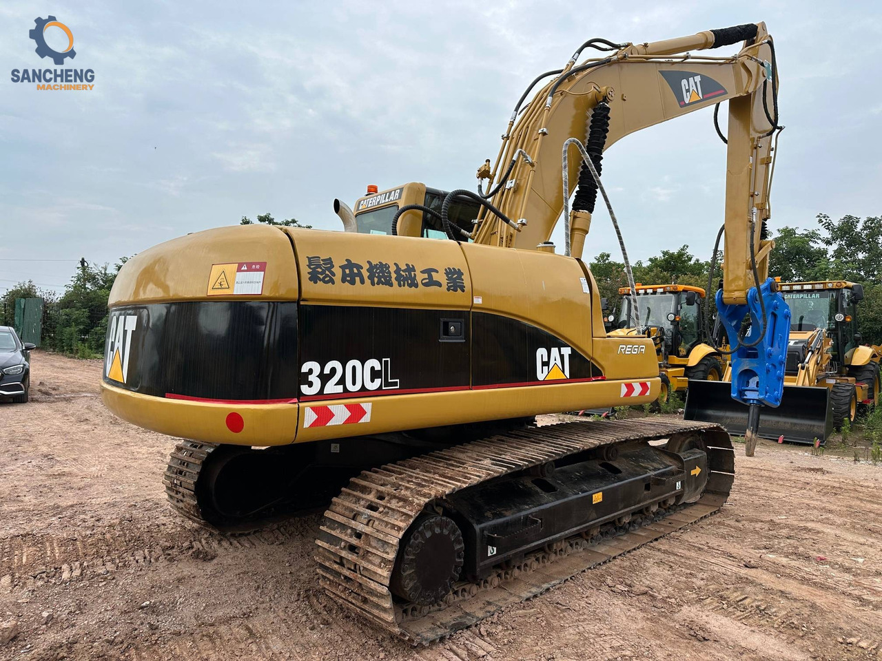 CAT 320CL crawler excavator with hammer - Crawler excavator: picture 4 CAT 320CL crawler excavator with hammer - Crawler excavator: picture 4