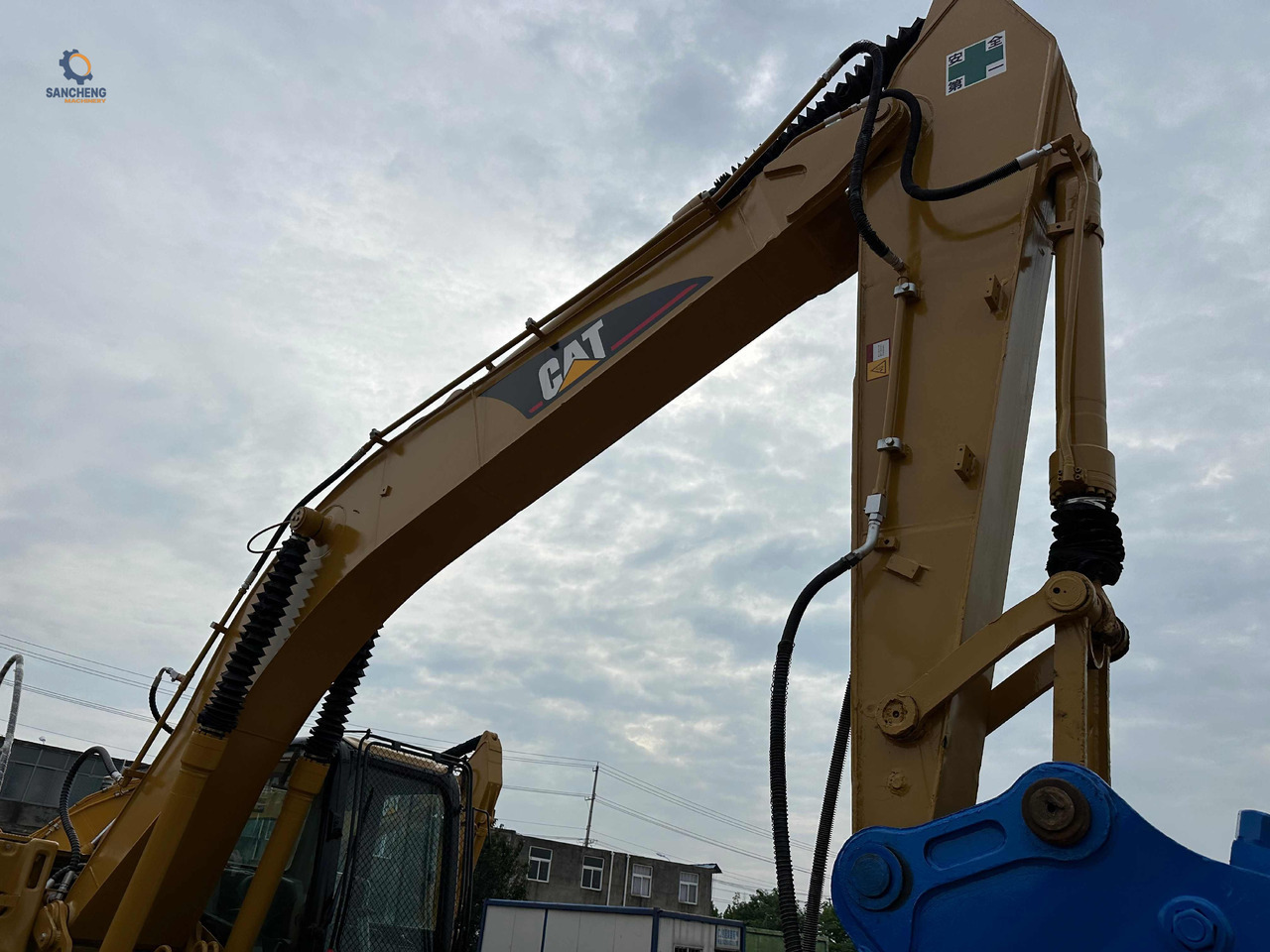 CAT 320CL excavator with hammer - Crawler excavator: picture 5 CAT 320CL excavator with hammer - Crawler excavator: picture 5