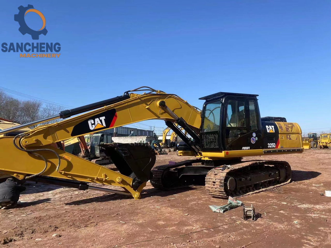 CAT 325D - Excavator: picture 4 CAT 325D - Excavator: picture 4