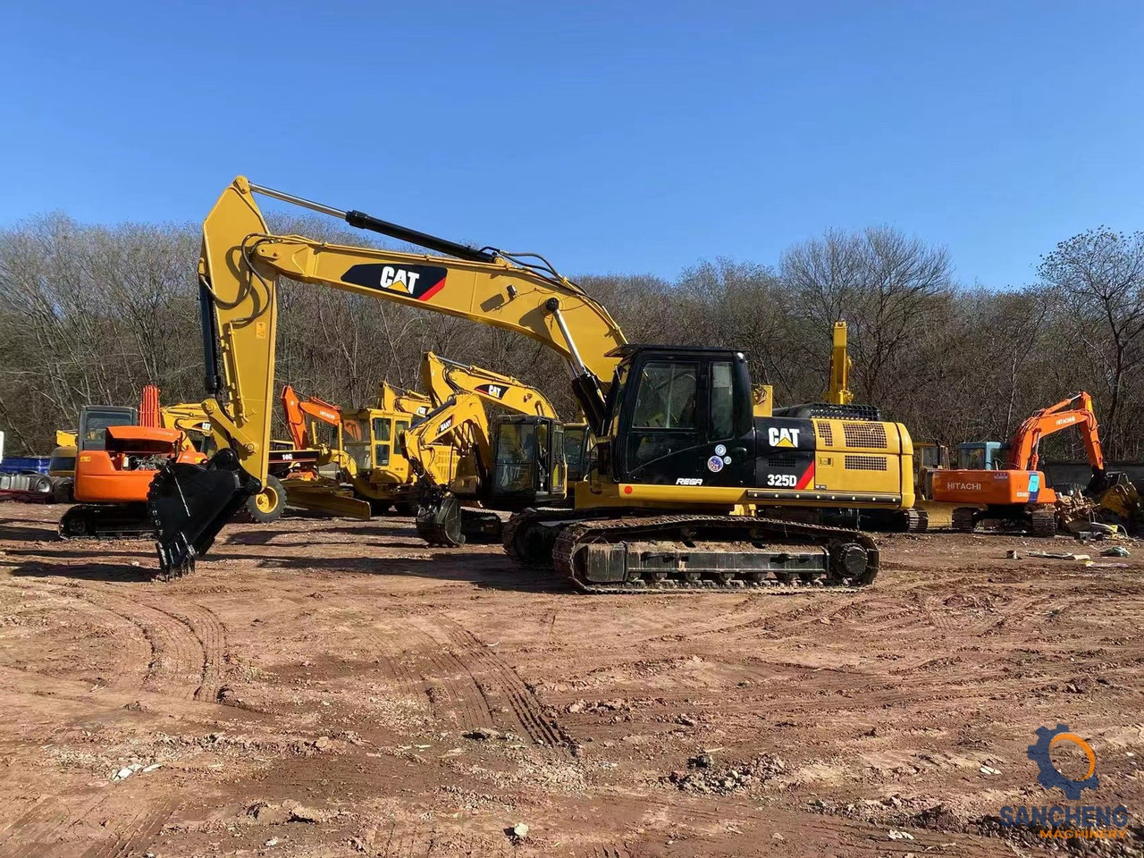 CAT 325D - Excavator: picture 1 CAT 325D - Excavator: picture 1