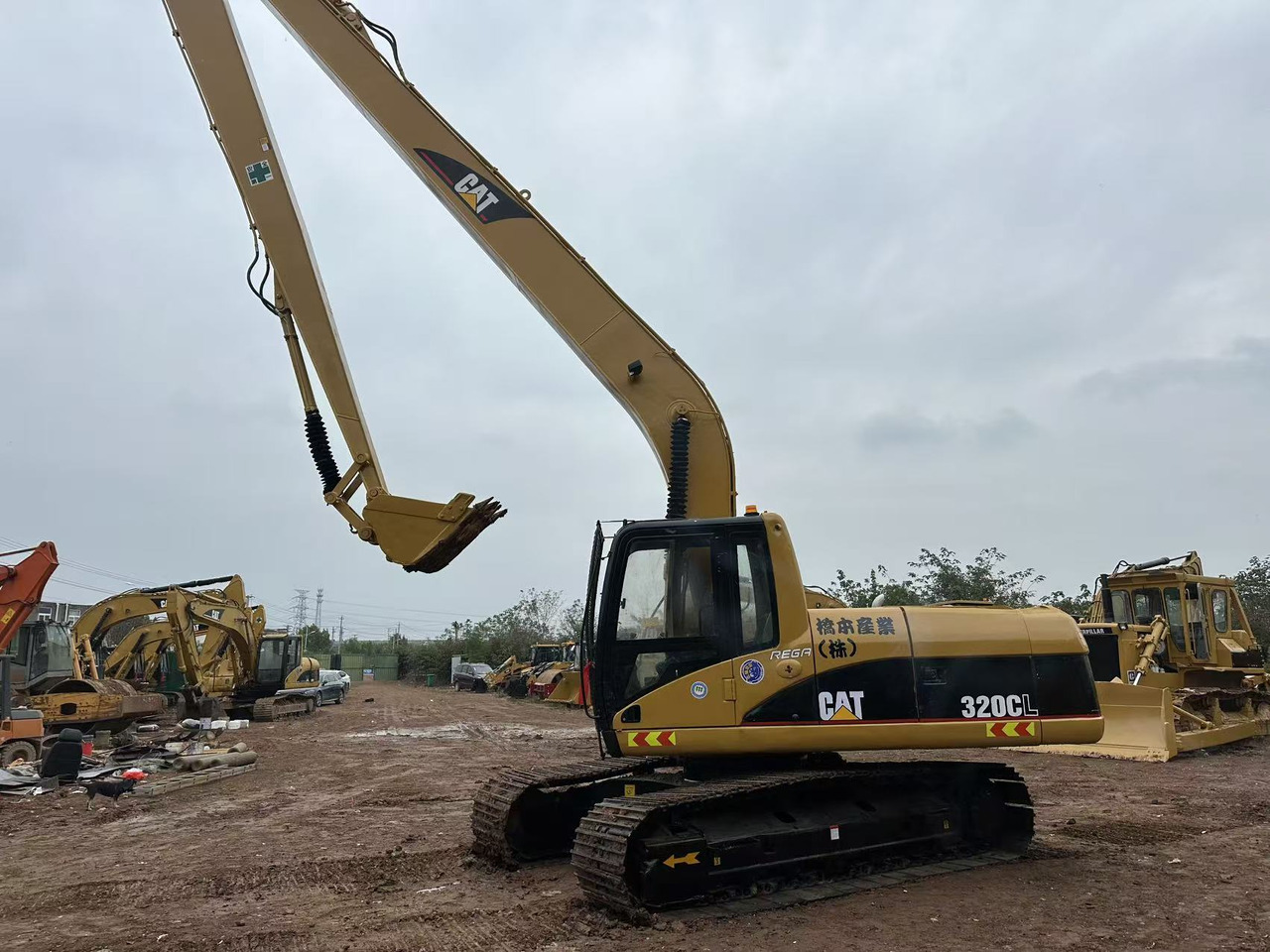 CATERPILLAR 320CL long reach excavator - Crawler excavator: picture 2 CATERPILLAR 320CL long reach excavator - Crawler excavator: picture 2