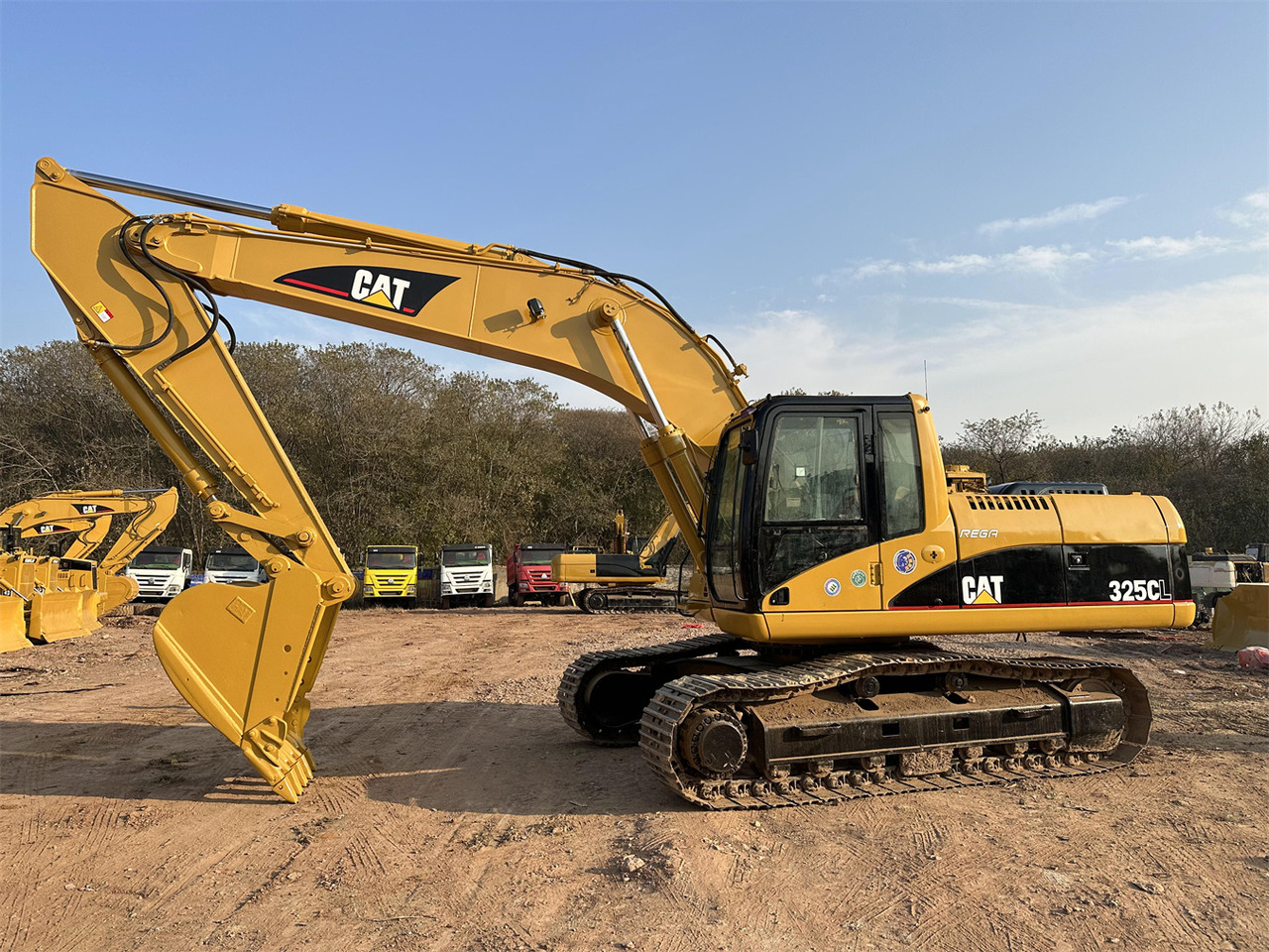 CATERPILLAR 325C - Crawler excavator: picture 3 CATERPILLAR 325C - Crawler excavator: picture 3