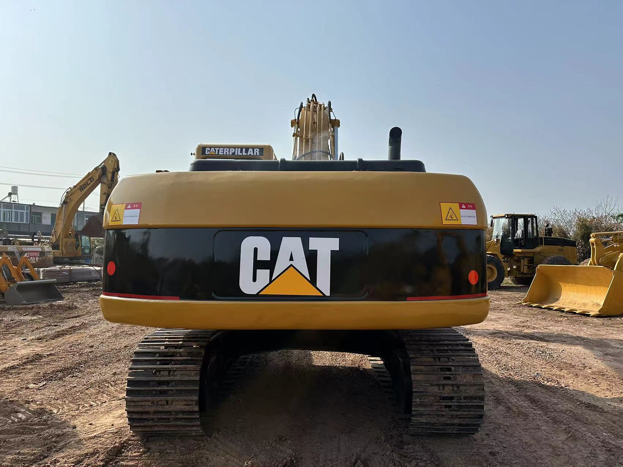 Crawler excavator CATERPILLAR 325C: picture 9