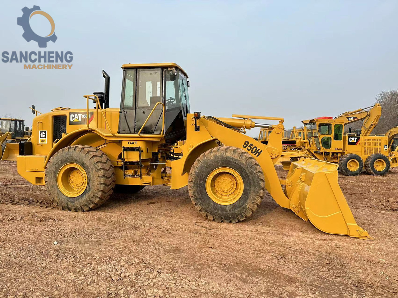 Wheel loader CATERPILLAR 950H: picture 8