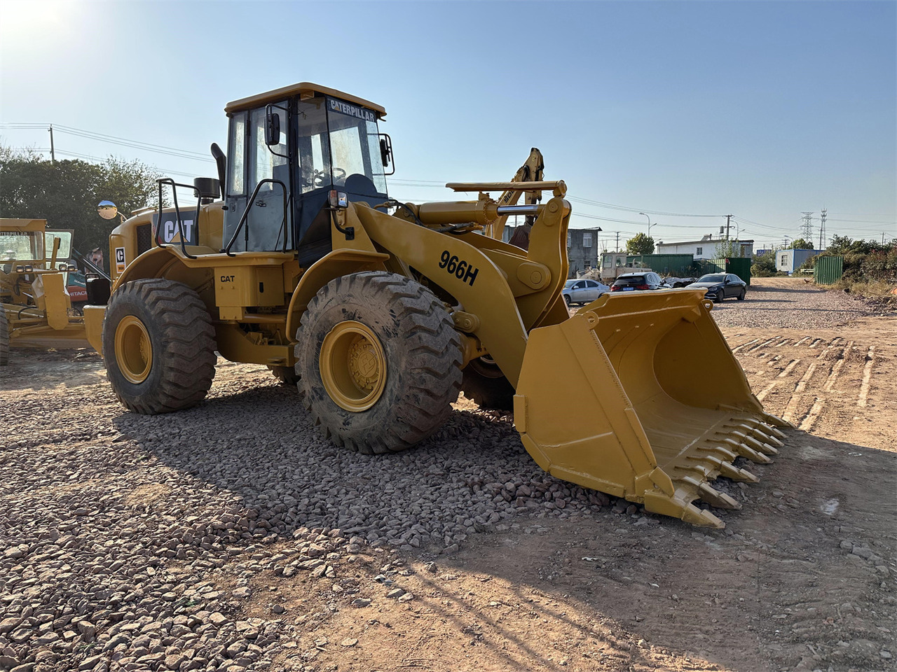 CATERPILLAR 966H wheel loader - Wheel loader: picture 1 CATERPILLAR 966H wheel loader - Wheel loader: picture 1