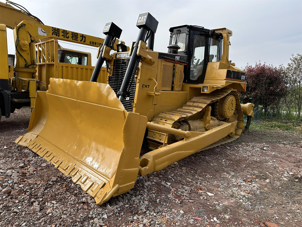 CATERPILLAR D7H - Bulldozer: picture 3 CATERPILLAR D7H - Bulldozer: picture 3