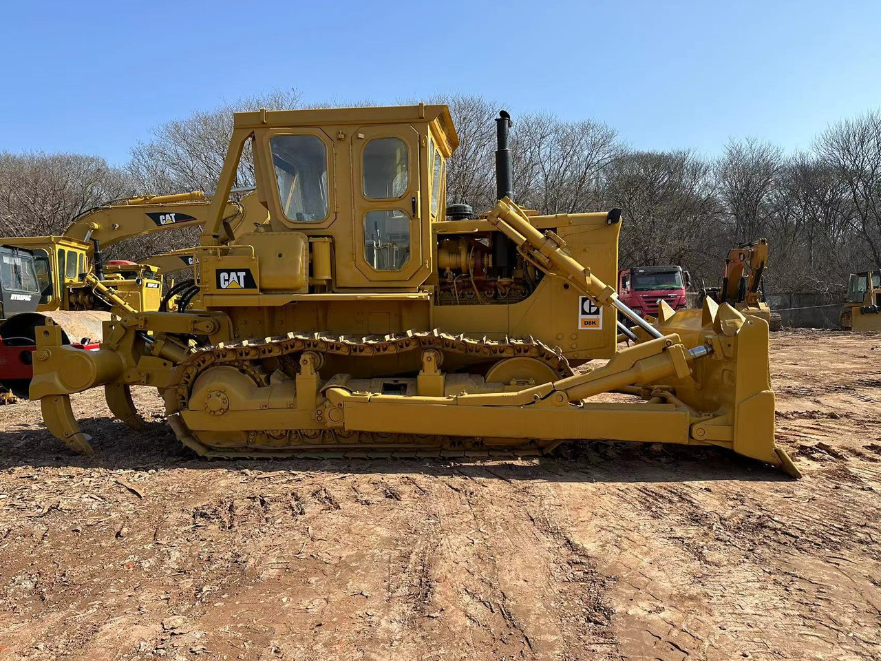 CATERPILLAR D8K - Bulldozer: picture 1 CATERPILLAR D8K - Bulldozer: picture 1