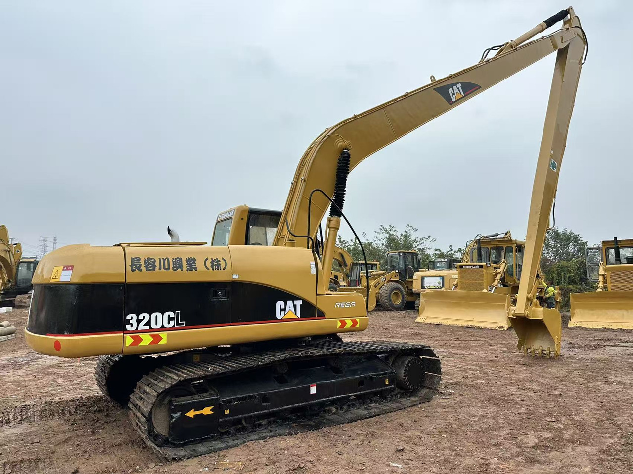 Crawler excavator Caterpillar 320CL: picture 9 Crawler excavator Caterpillar 320CL: picture 9