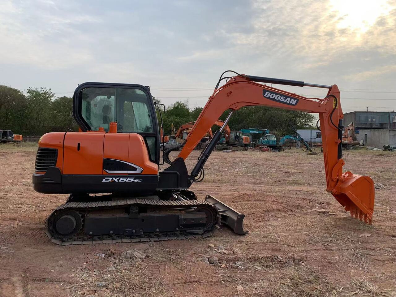DOOSAN DX55 excavator - Excavator: picture 5 DOOSAN DX55 excavator - Excavator: picture 5