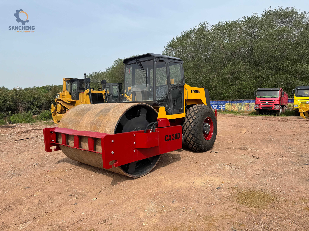 DYNAPAC CA30D - Roller: picture 1 DYNAPAC CA30D - Roller: picture 1