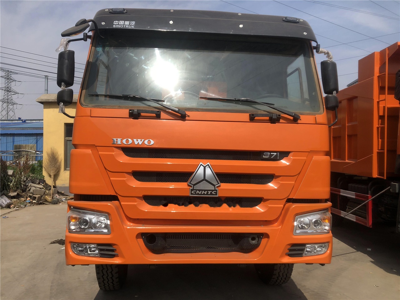 SINOTRUK HOWO 371 Dump truck - Tipper: picture 2 SINOTRUK HOWO 371 Dump truck - Tipper: picture 2