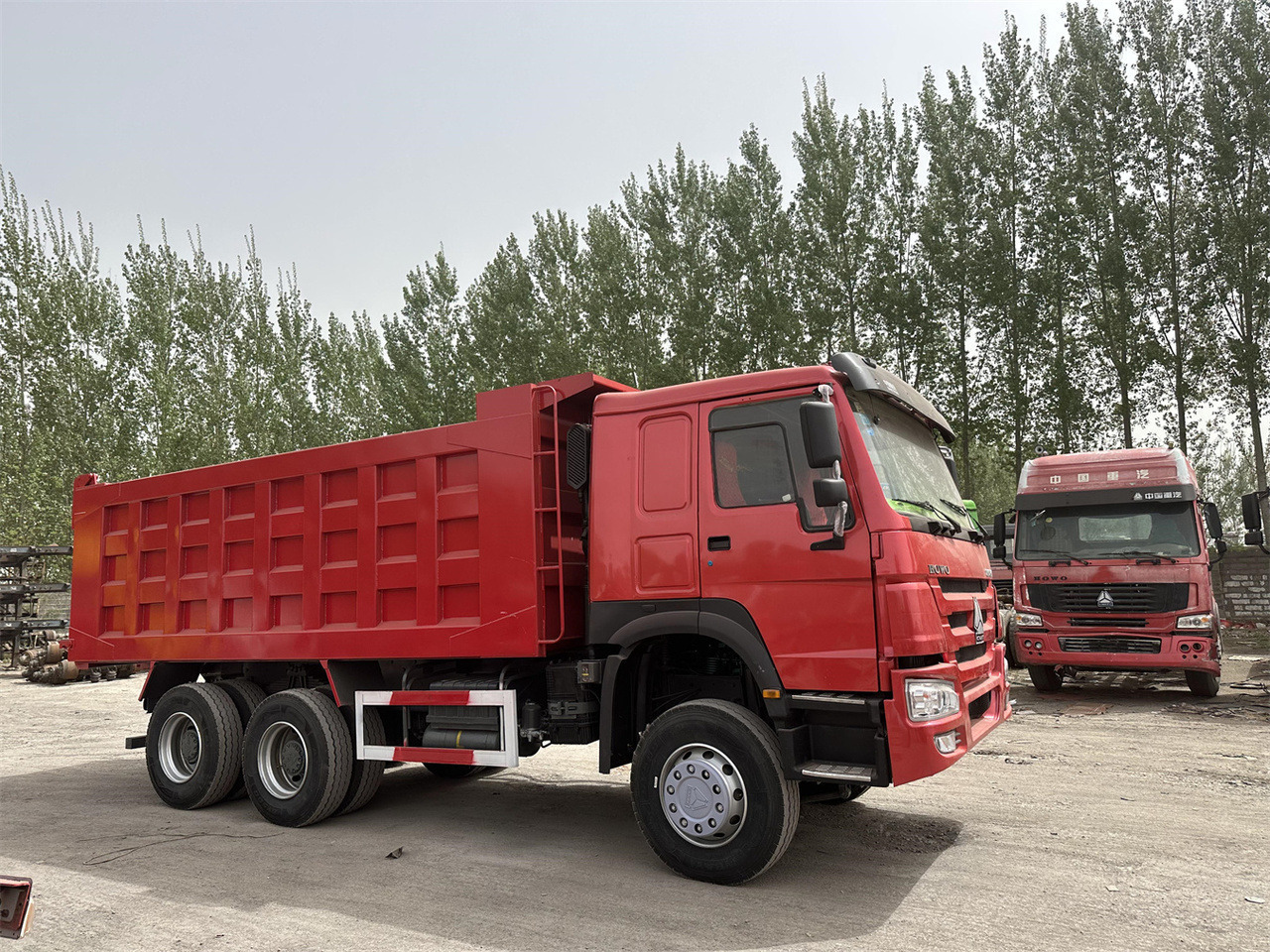SINOTRUK Howo Dump truck 371 - Tipper: picture 2 SINOTRUK Howo Dump truck 371 - Tipper: picture 2