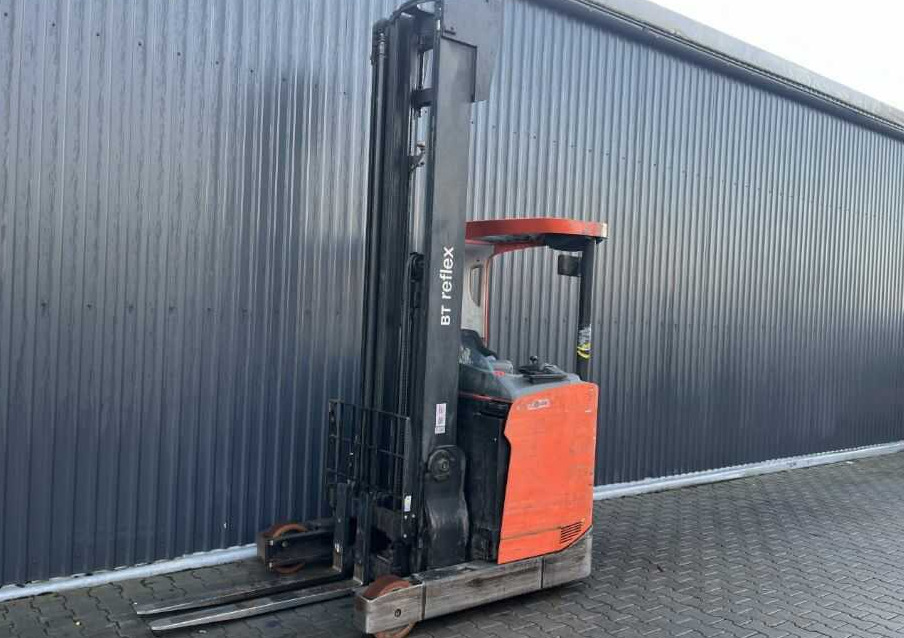BT RRE140H - Reach truck: picture 1 BT RRE140H - Reach truck: picture 1