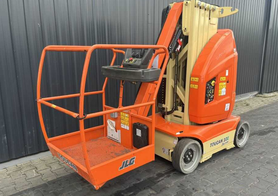JLG Toucan 10E - Vertical mast lift: picture 1 JLG Toucan 10E - Vertical mast lift: picture 1