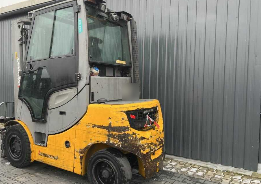Jungheinrich DFG540s - Diesel forklift: picture 3 Jungheinrich DFG540s - Diesel forklift: picture 3