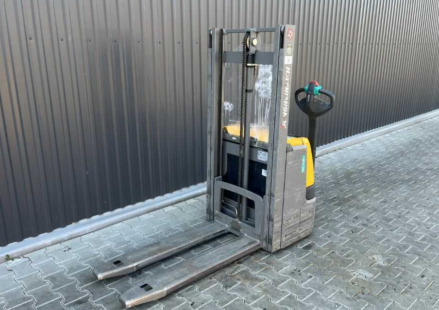 Jungheinrich EJC110 - Stacker: picture 2 Jungheinrich EJC110 - Stacker: picture 2