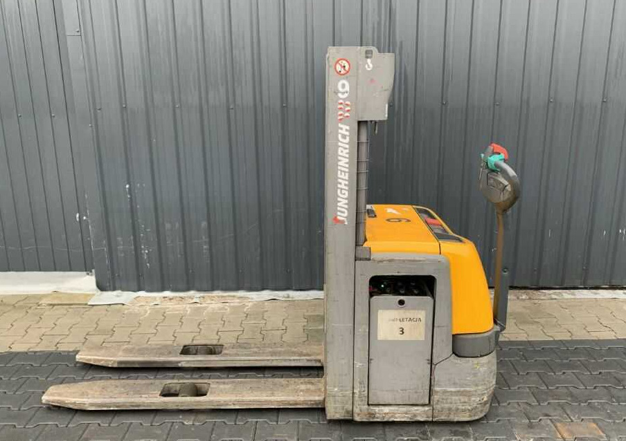 Jungheinrich EJC214 - Stacker: picture 2 Jungheinrich EJC214 - Stacker: picture 2