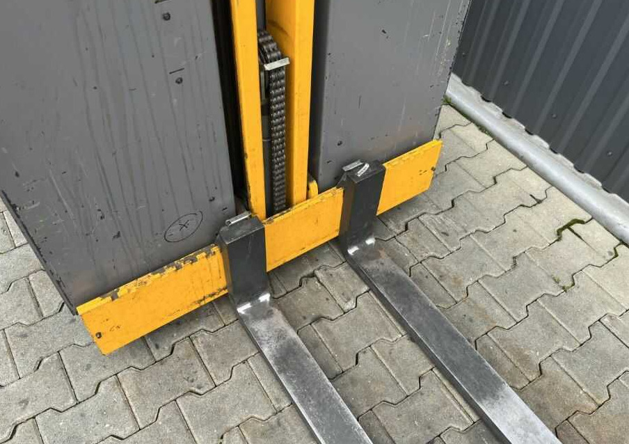 Order picker Jungheinrich EKS312: picture 6 Order picker Jungheinrich EKS312: picture 6