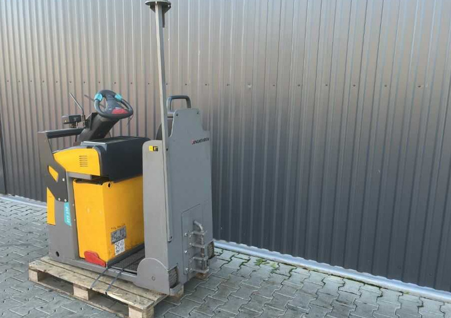 Jungheinrich EZS130 - Tow tractor: picture 3 Jungheinrich EZS130 - Tow tractor: picture 3