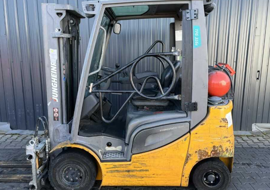 Jungheinrich TFG316s - LPG forklift: picture 2 Jungheinrich TFG316s - LPG forklift: picture 2