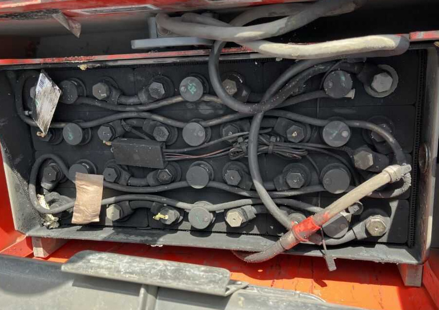 Linde D12AP - Stacker: picture 5 Linde D12AP - Stacker: picture 5