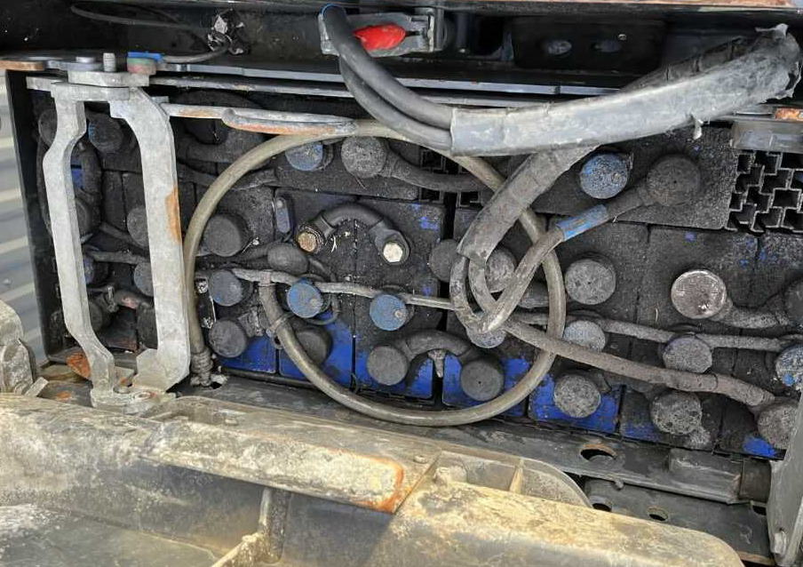 Linde D12SP - Stacker: picture 5 Linde D12SP - Stacker: picture 5