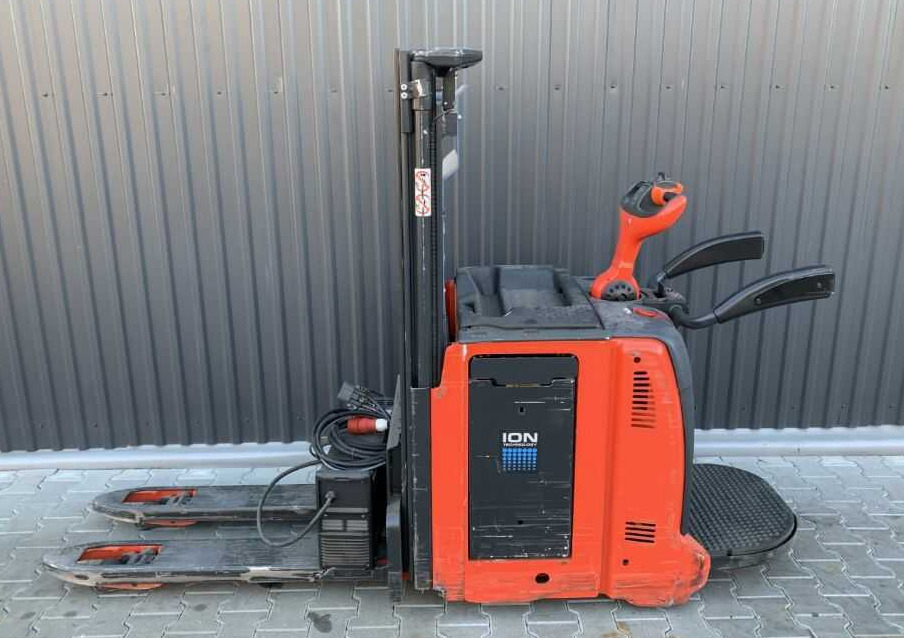 Linde D14AP - Stacker: picture 1 Linde D14AP - Stacker: picture 1