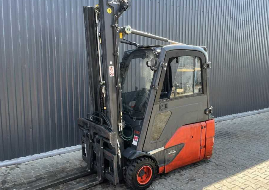 Linde E20L-02 - Electric forklift: picture 1 Linde E20L-02 - Electric forklift: picture 1