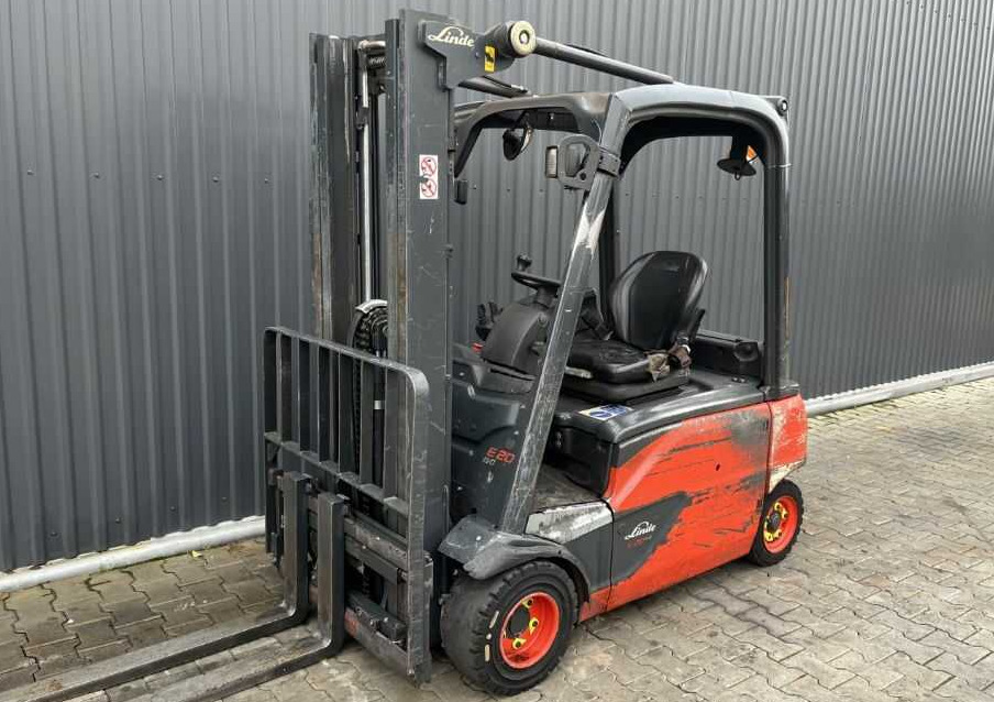 Linde E20PL-02 - Electric forklift: picture 1 Linde E20PL-02 - Electric forklift: picture 1