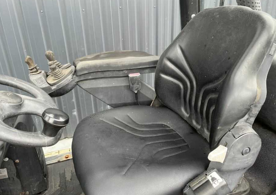 LPG forklift Linde H30T-01: picture 8