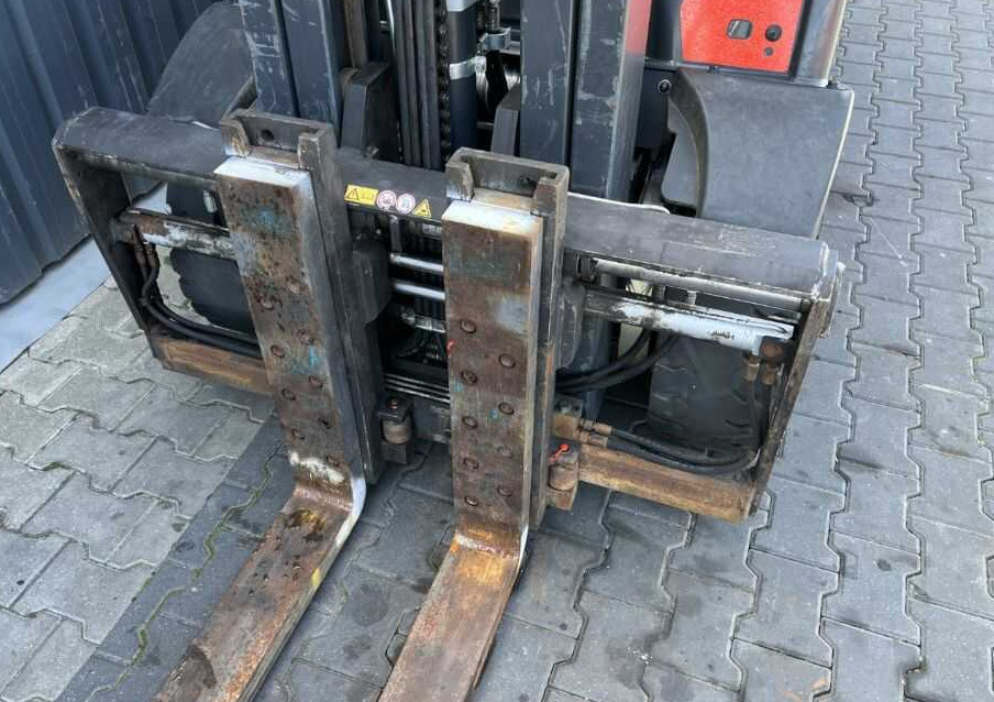 LPG forklift Linde H35T_02: picture 9