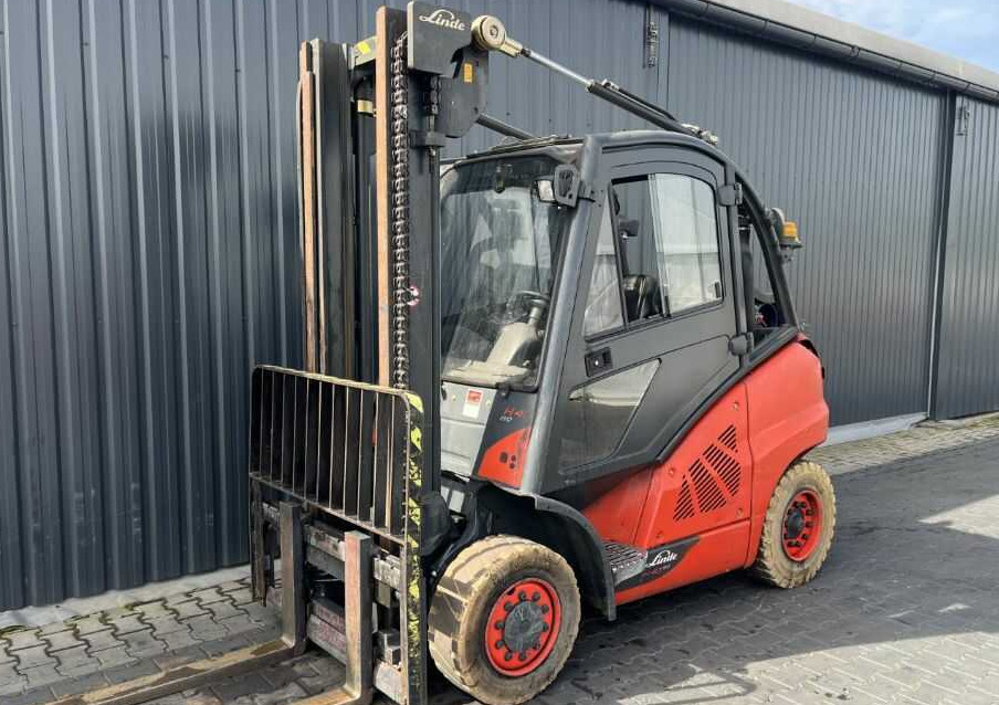 Linde H40T-02 - LPG forklift: picture 1 Linde H40T-02 - LPG forklift: picture 1