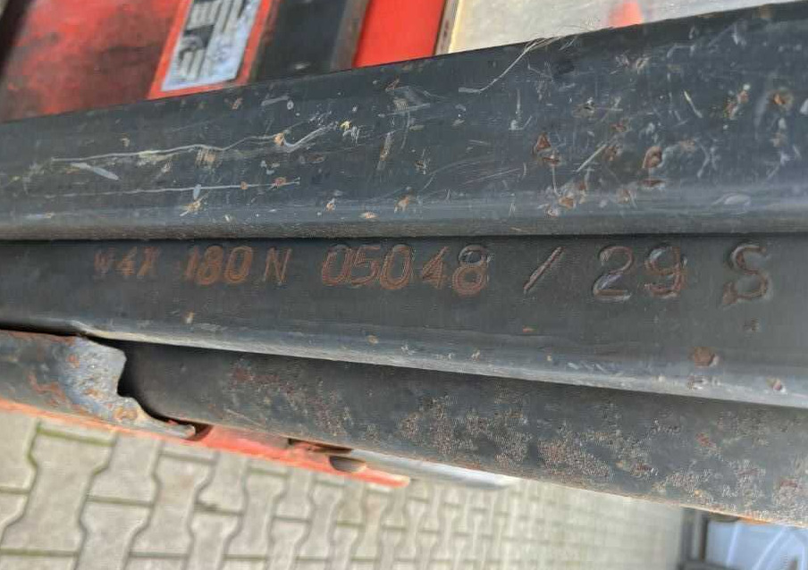 Linde L12 - Stacker: picture 5 Linde L12 - Stacker: picture 5