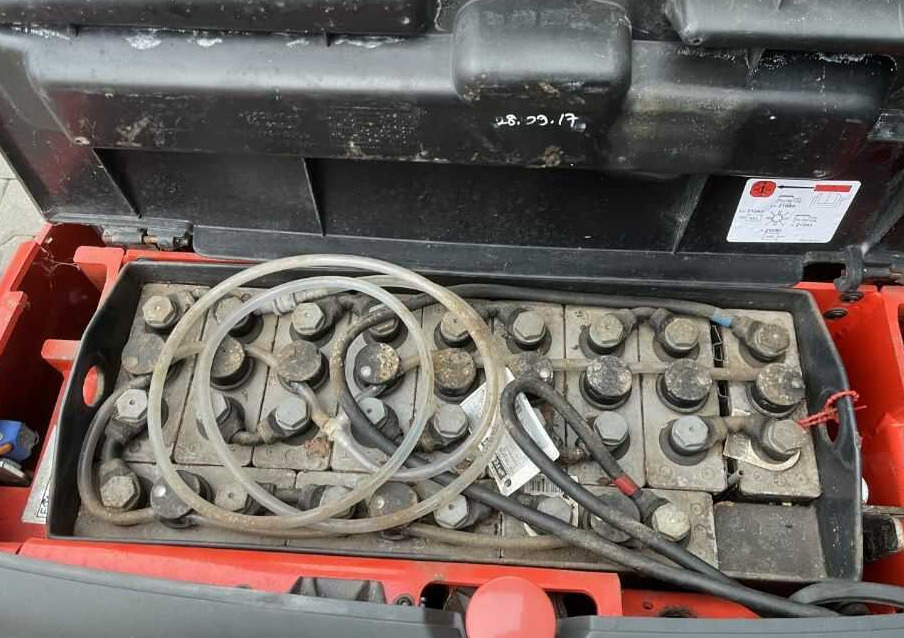 Linde L12L - Stacker: picture 5 Linde L12L - Stacker: picture 5