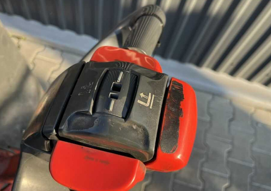 Linde L16 - Stacker: picture 3 Linde L16 - Stacker: picture 3